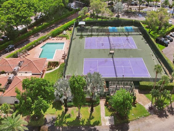 20355 NE 34th Ct 2725, Aventura FL 33180