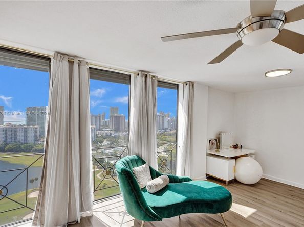 20355 NE 34th Ct 2725, Aventura FL 33180