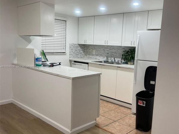 1100 NE 9th Ave 203, Fort Lauderdale FL 3240