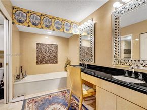 3600 Mystic Pointe Dr 311, Aventura FL 33180