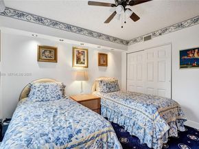 3600 Mystic Pointe Dr 311, Aventura FL 33180