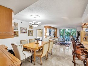 3600 Mystic Pointe Dr 311, Aventura FL 33180