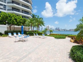 3600 Mystic Pointe Dr 311, Aventura FL 33180