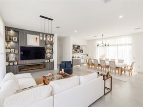 Undisclosed Address #A11918418, Weston FL 33326