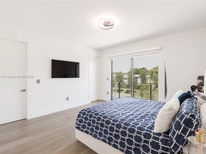 Undisclosed Address #A11918418, Weston FL 33326