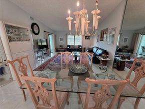 6220 Kings Gate Cir, Delray Beach FL 33484