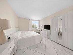 250 180th Dr 352, Sunny Isles Beach FL 33160