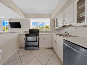 250 180th Dr 352, Sunny Isles Beach FL 33160