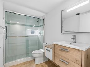 7824 Collins Ave 401, Miami Beach FL 33141