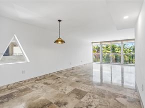 7824 Collins Ave 401, Miami Beach FL 33141