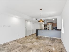 7824 Collins Ave 401, Miami Beach FL 33141