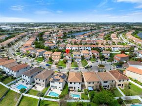 901 NE 191st St, Miami FL 33179