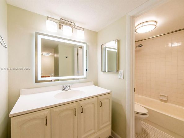 4600 SW 67th Ave 237, Miami FL 33155