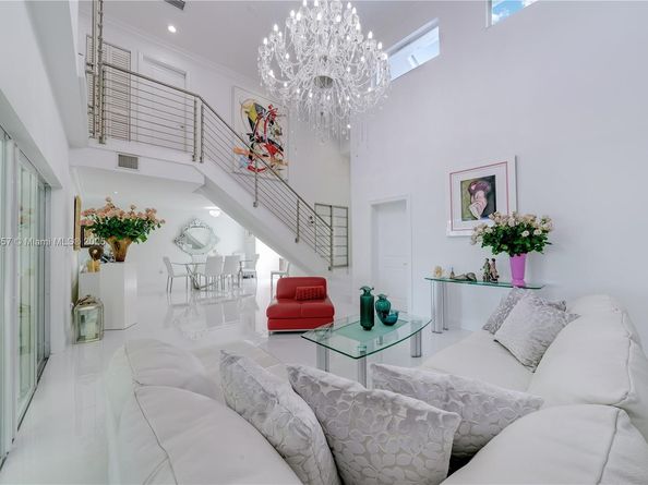 6681 SW 155th Ave, Miami FL 33193