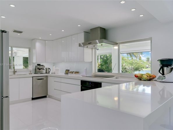 6681 SW 155th Ave, Miami FL 33193