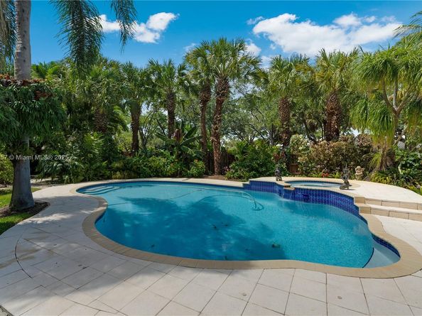 6681 SW 155th Ave, Miami FL 33193