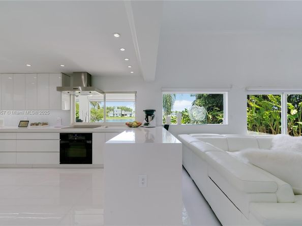 6681 SW 155th Ave, Miami FL 33193
