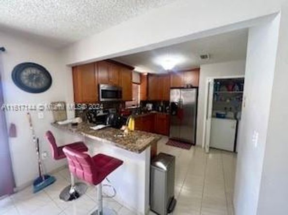 2752 SW 3rd St, Miami FL 33135