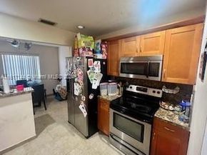 2752 SW 3rd St, Miami FL 33135