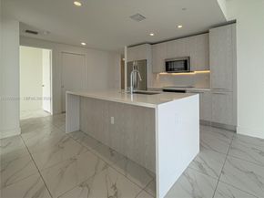 2000 Metropica Way 2009, Sunrise FL 33323