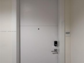 2000 Metropica Way 2009, Sunrise FL 33323