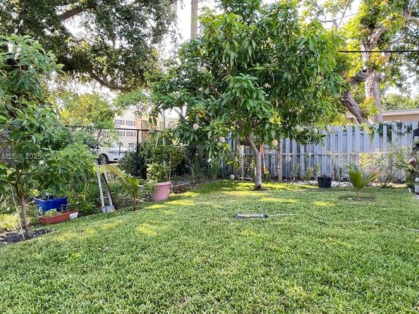 1445 NW 116th Ter, Miami FL 33167