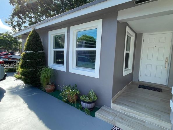 1445 NW 116th Ter, Miami FL 33167