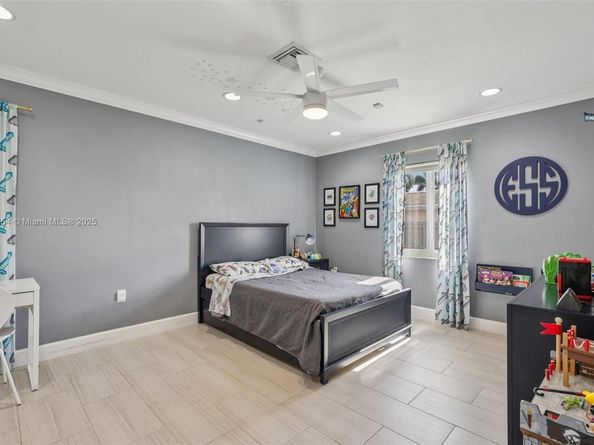 2632 NE 26th Ave, Fort Lauderdale FL 33306