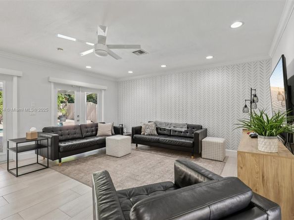 2632 NE 26th Ave, Fort Lauderdale FL 33306