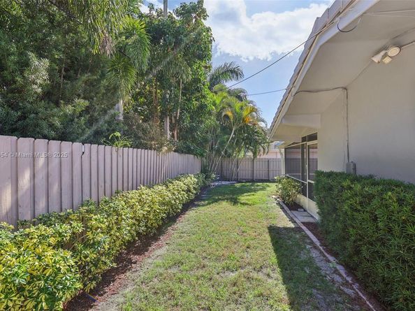 2632 NE 26th Ave, Fort Lauderdale FL 33306