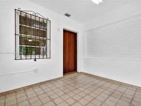 60 NW 62nd Ave, Miami FL 33126