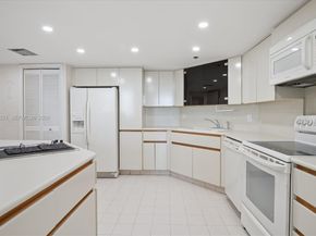 300 Three Islands Blvd 516, Hallandale Beach FL 33009