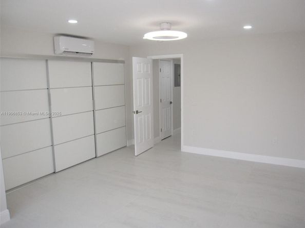 102 E Upminster  E 102, Deerfield Beach FL 33442