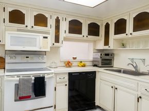 18707 NE 14th Ave 733, Miami FL 33179