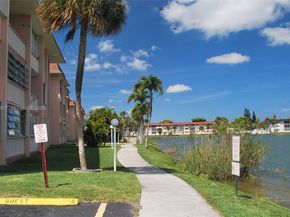 18707 NE 14th Ave 733, Miami FL 33179