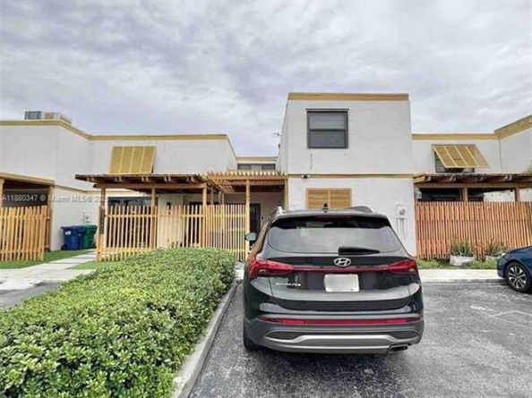 13187 SW 9th Ln, Miami FL 33184