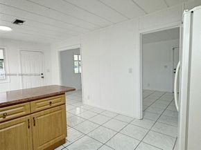 2982 NW 95th St, Miami FL 33147