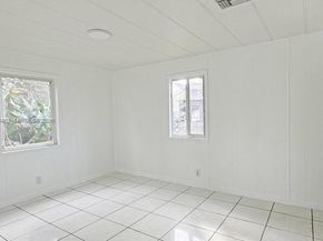 2982 NW 95th St, Miami FL 33147