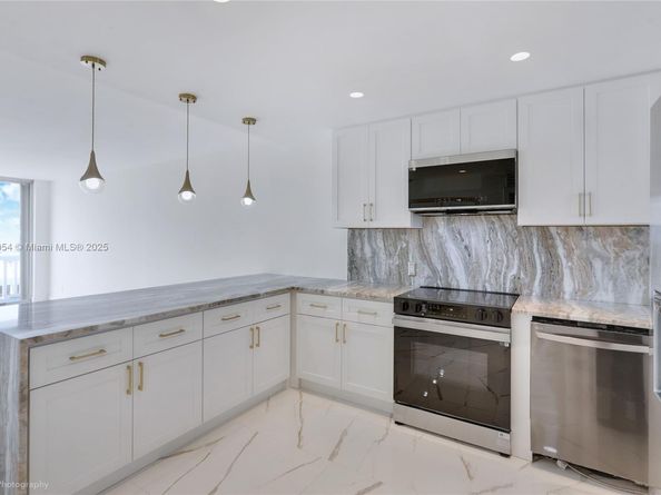 3570 S Ocean Blvd 711, South Palm Beach FL 33480