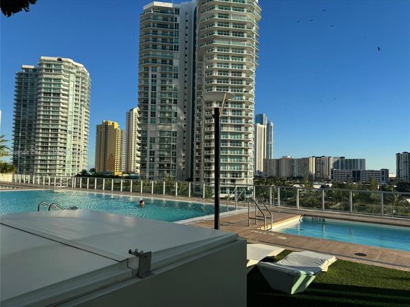 300 Sunny Isles Blvd 41405, Sunny Isles Beach FL 33160