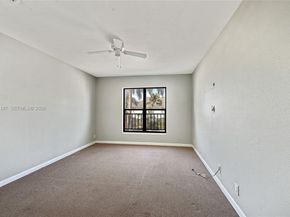 4092 N Pine Island Rd 206, Sunrise FL 33351