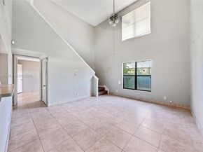 4092 N Pine Island Rd 206, Sunrise FL 33351