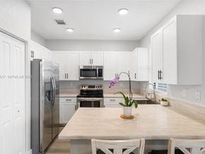 549 NE 206th Ln, Miami FL 33179