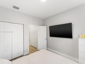 549 NE 206th Ln, Miami FL 33179