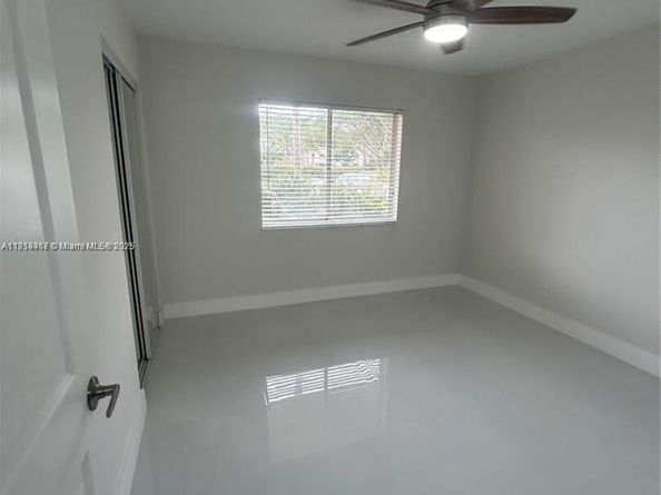 6935 Huntington Ln 107, Delray Beach FL 33446