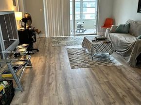 606 SW Natura Blvd 301, Deerfield Beach FL 33441
