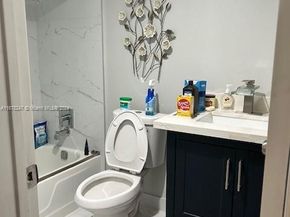 606 SW Natura Blvd 301, Deerfield Beach FL 33441