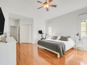 285 Cameron Dr, Weston FL 33326