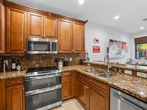 542 NE 17th Ave 542, Fort Lauderdale FL 33301