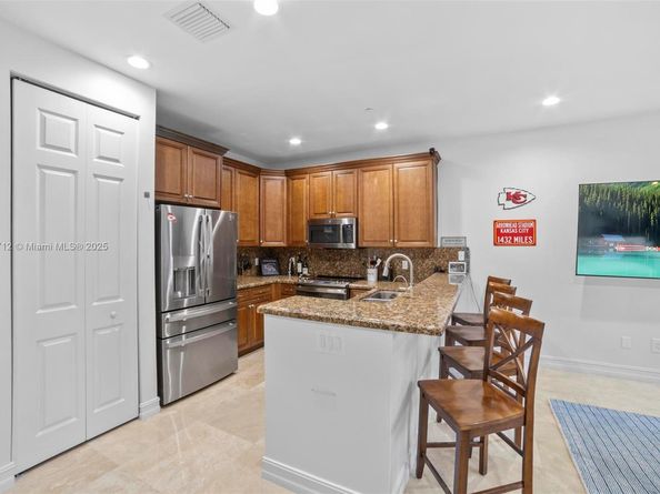542 NE 17th Ave 542, Fort Lauderdale FL 33301